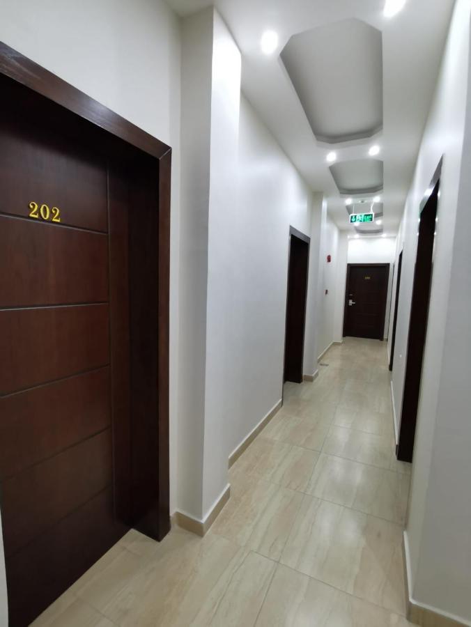 Nice View Hotel فندق الأطلالة الجميلة للعائلات فقط Aqaba Exterior photo